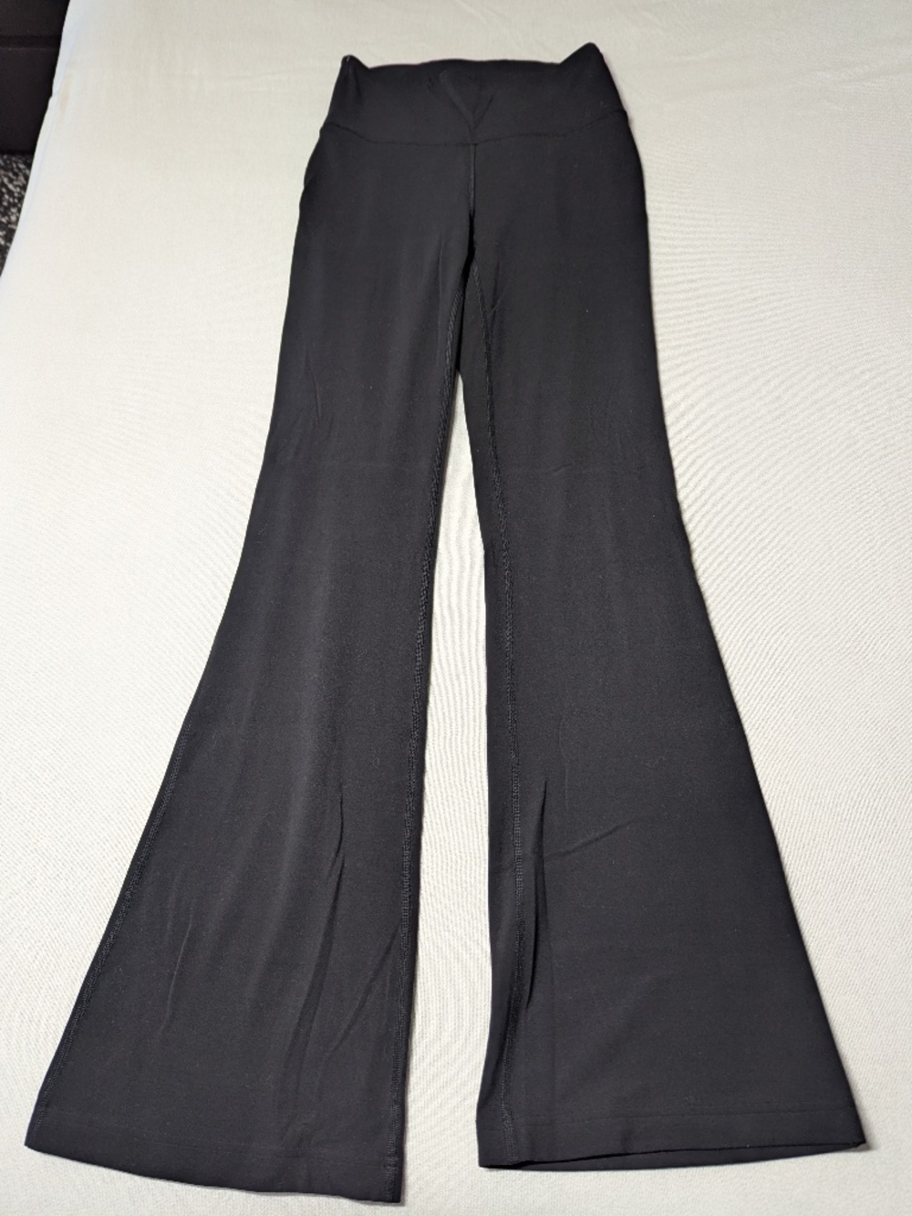 Lululemon Groove Super High-Rise Flared Pants *Nulu - Size 6